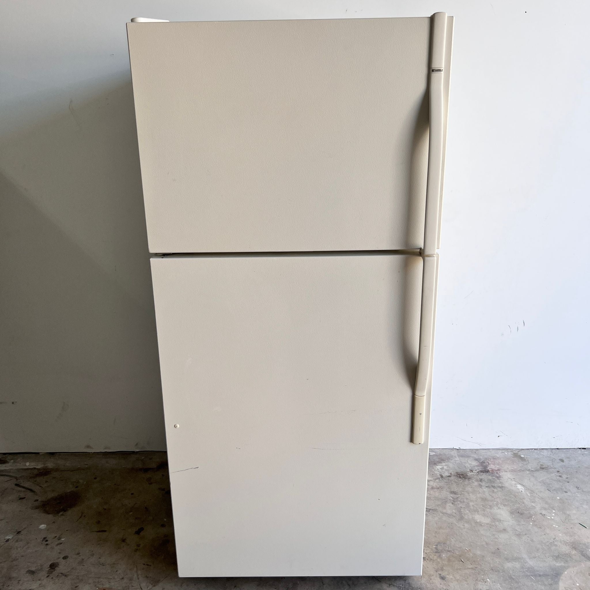 Kenmore-Top -Bottom-Refrigerator-with-Ice-maker Kenmore-Top -Bottom-Refrigerator-with-Ice-maker
